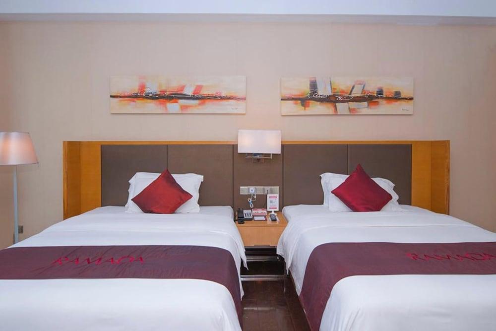 Отель Shenzhen Ramada Plaza, North Railway Station Экстерьер фото